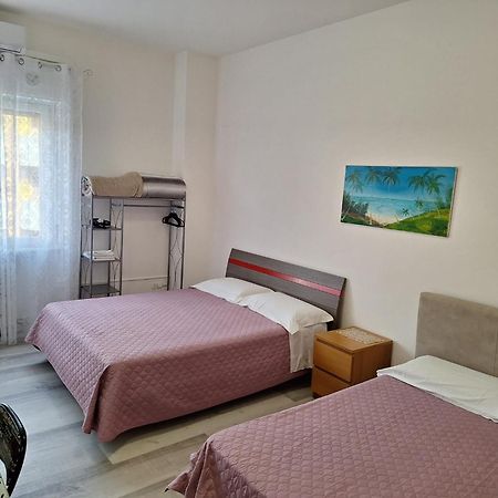 Giada Rooms Peschiera del Garda Exteriör bild